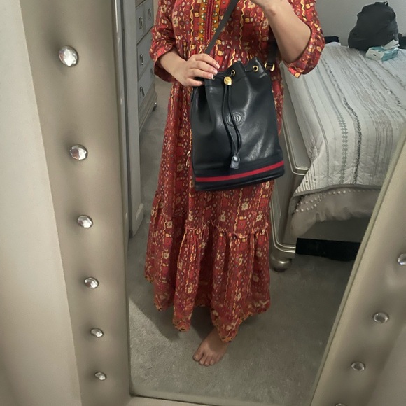 Authentic Gucci v web sherry line leather drawstring bucket bag 001.084.… - Picture 15 of 16